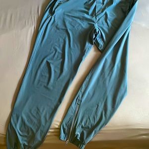 Lululemon joggers